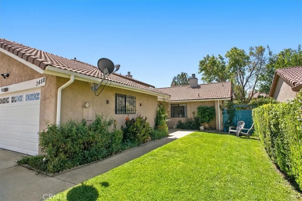 3458 Santa Barbara Court Palmdale, CA 93550