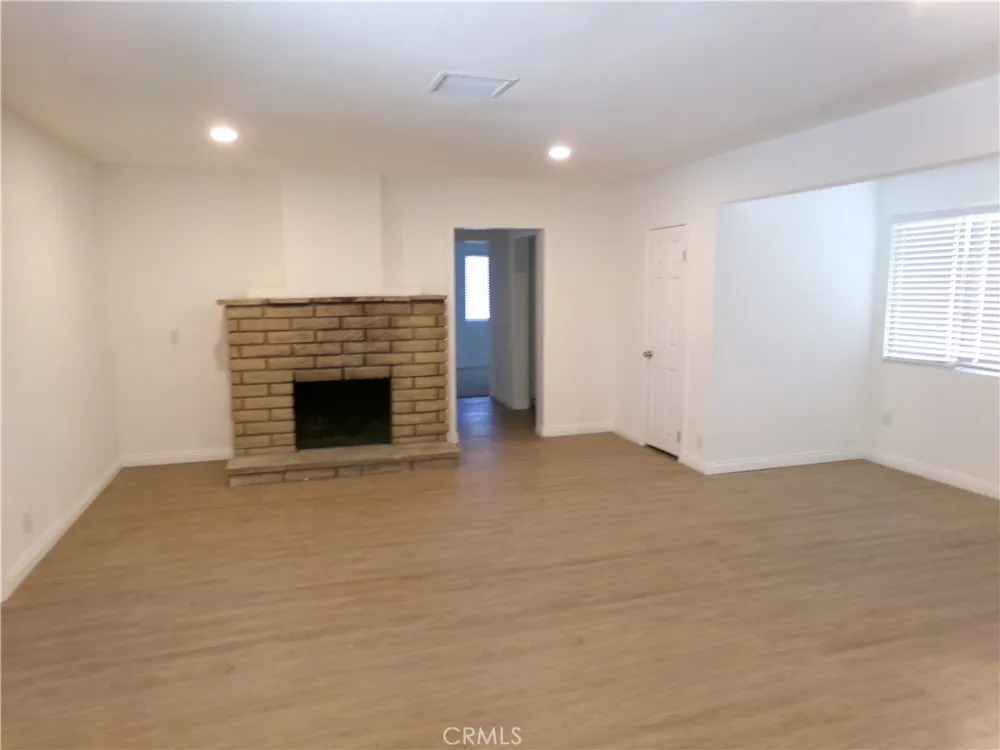 14145 Lakota Road Apple Valley, CA 92307