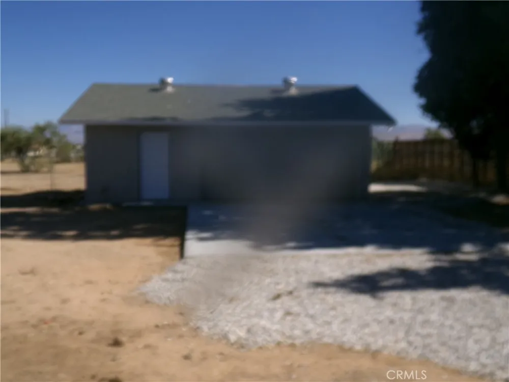 14145 Lakota Road Apple Valley, CA 92307