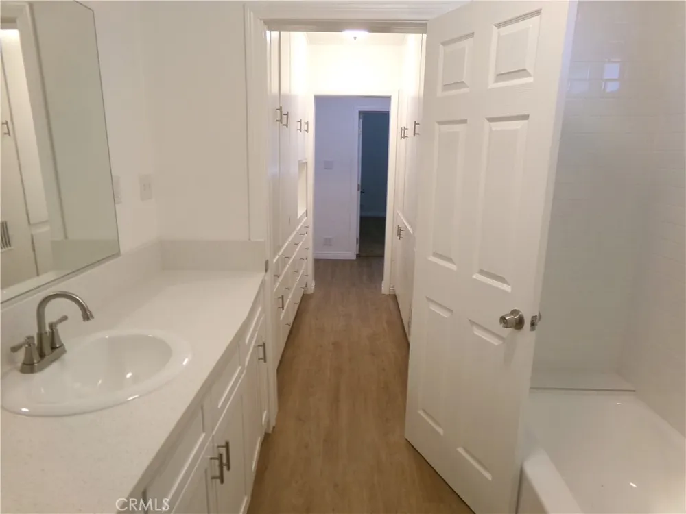 14145 Lakota Road Apple Valley, CA 92307
