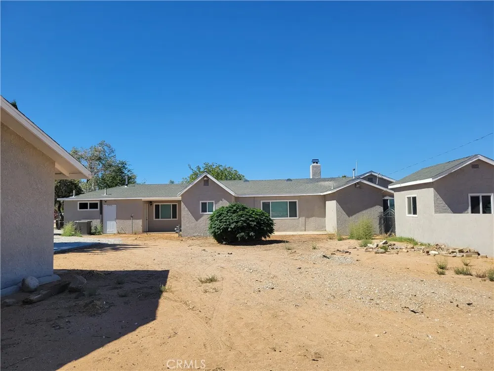 14145 Lakota Road Apple Valley, CA 92307