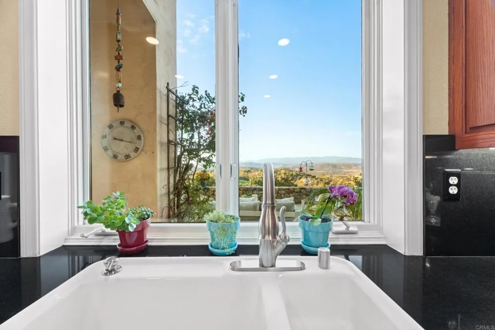 17112 Woodson View Lane Ramona, CA 92065