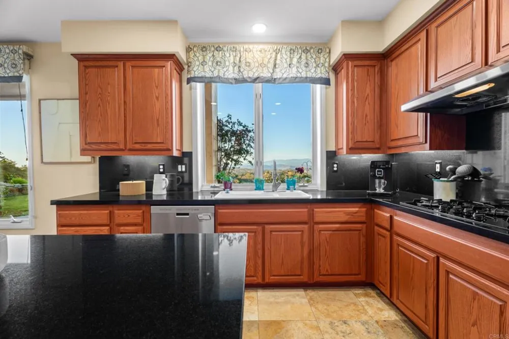 17112 Woodson View Lane Ramona, CA 92065