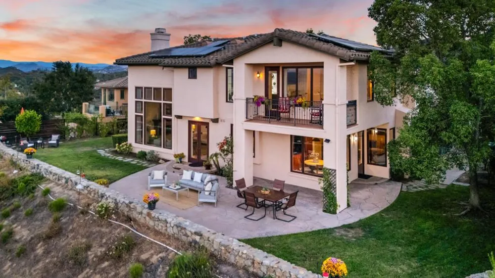 17112 Woodson View Lane Ramona, CA 92065