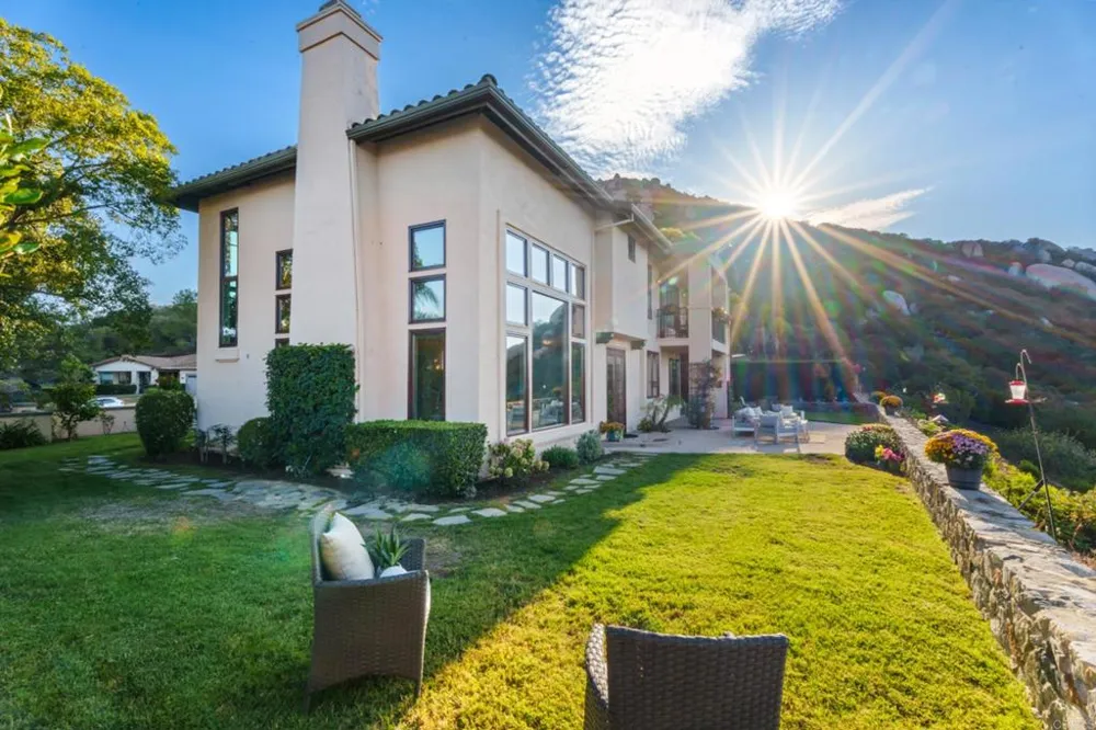 17112 Woodson View Lane Ramona, CA 92065