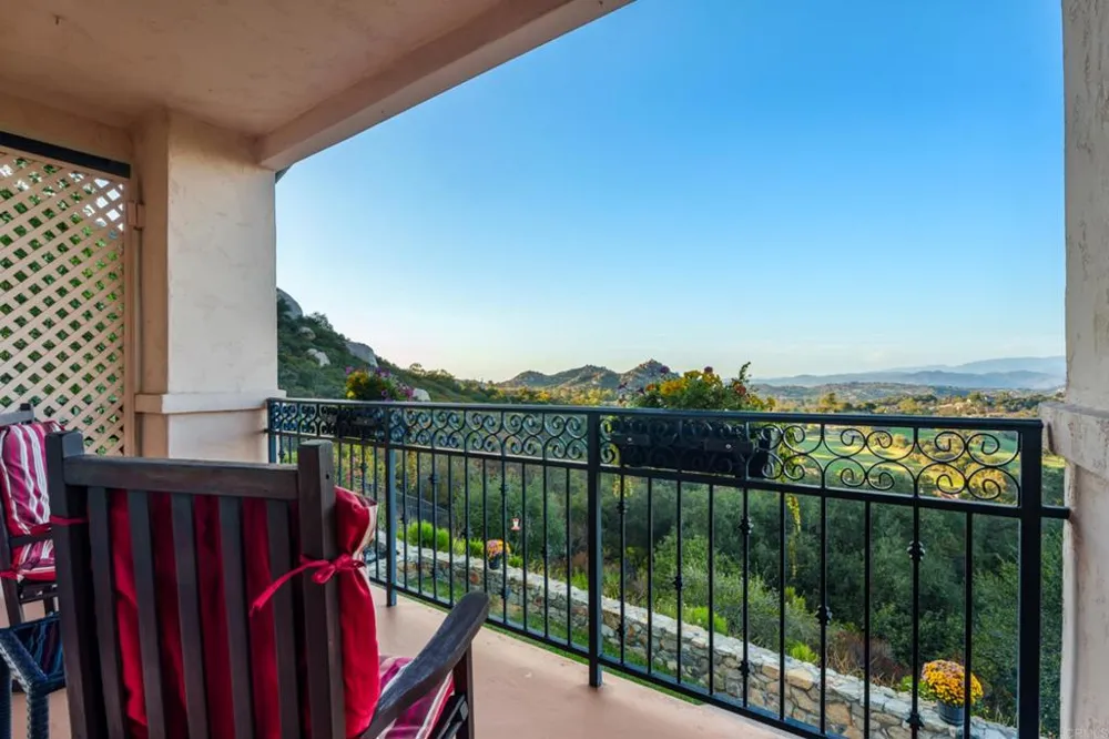 17112 Woodson View Lane Ramona, CA 92065
