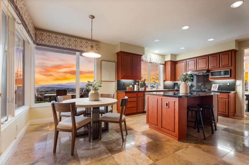 17112 Woodson View Lane Ramona, CA 92065