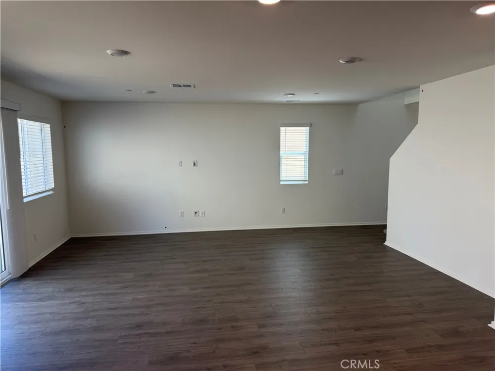 27286 Aurora Moreno Valley, CA 92555