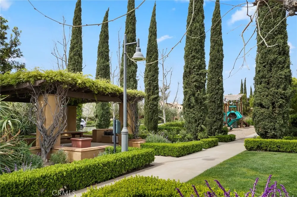 51 Regal Irvine, CA 92620
