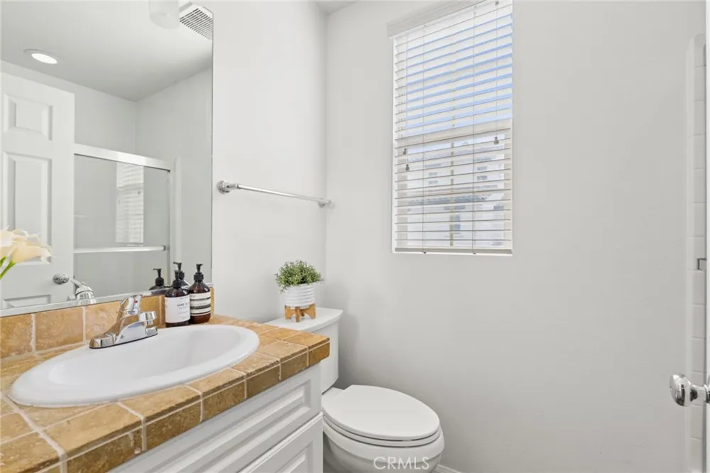 51 Regal Irvine, CA 92620