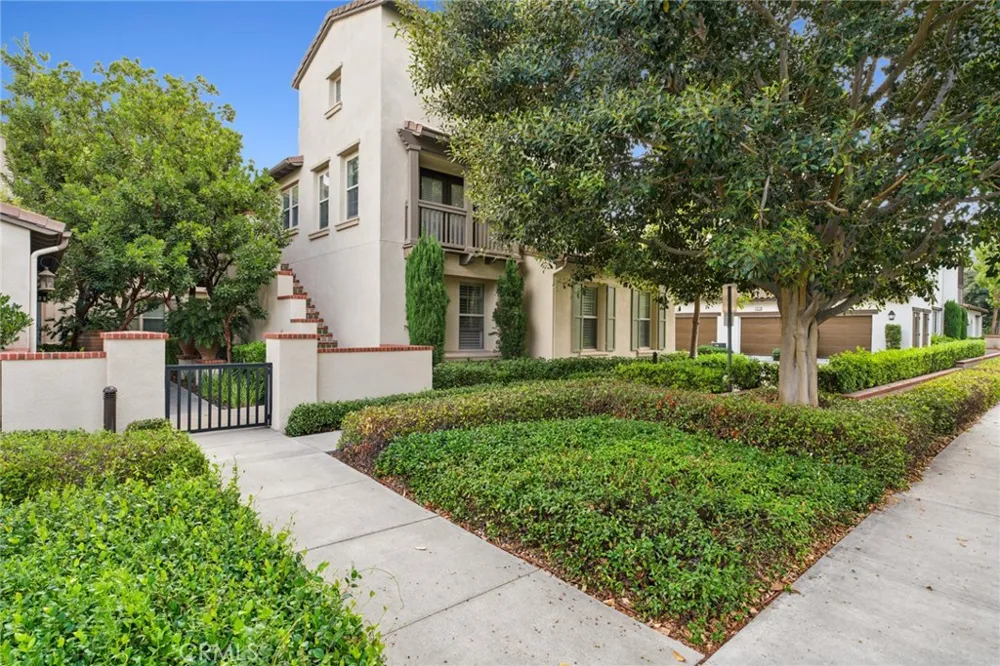 51 Regal Irvine, CA 92620