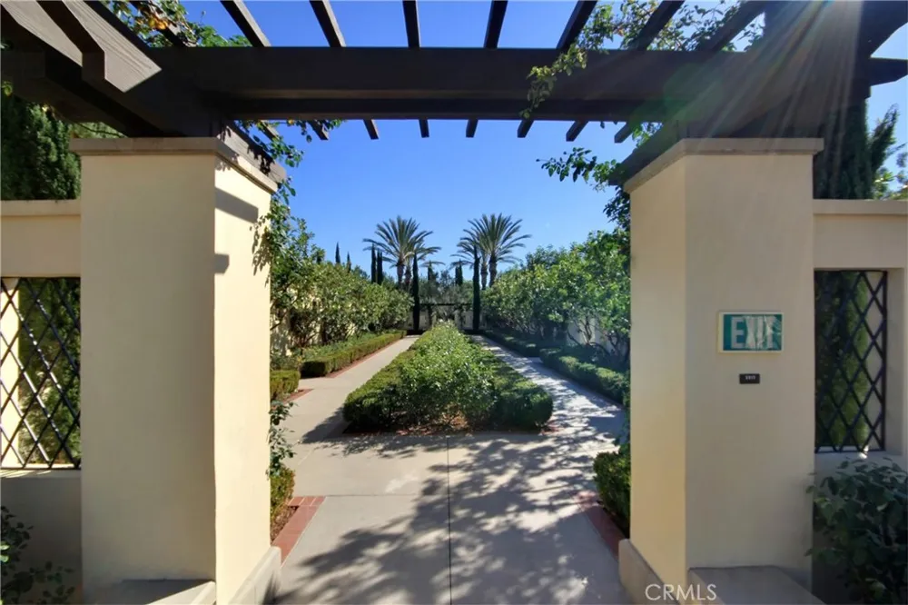 51 Regal Irvine, CA 92620