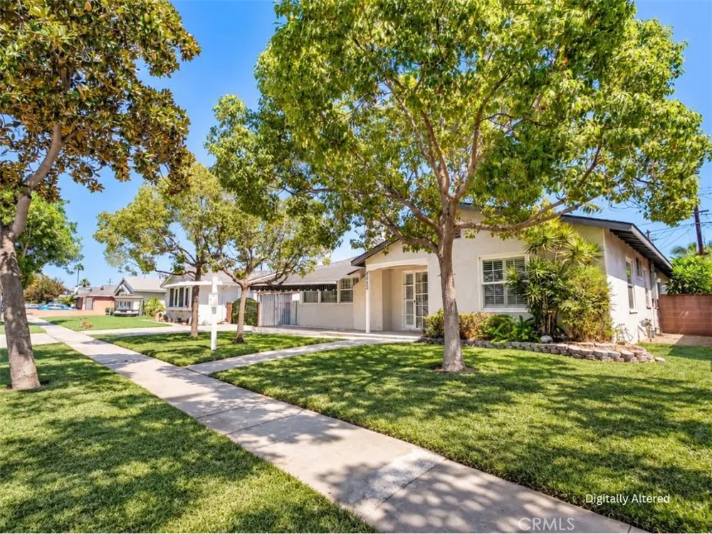 8082 San Heron Circle Buena Park, CA 90620