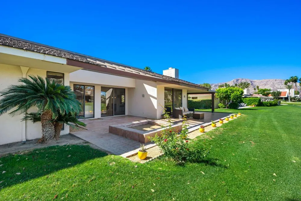 29 Stanford Drive Rancho Mirage, CA 92270