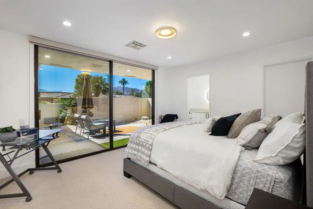 29 Stanford Drive Rancho Mirage, CA 92270