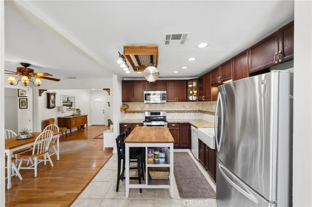 41097 Crest Hemet, CA 92544