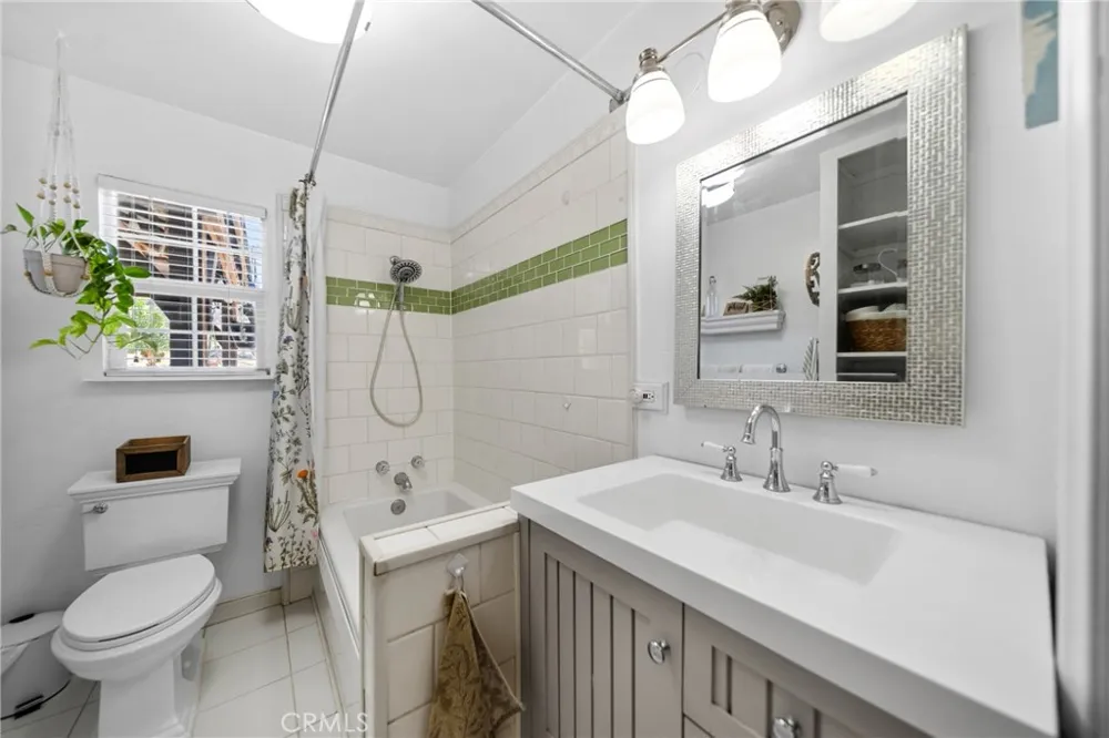 41097 Crest Hemet, CA 92544
