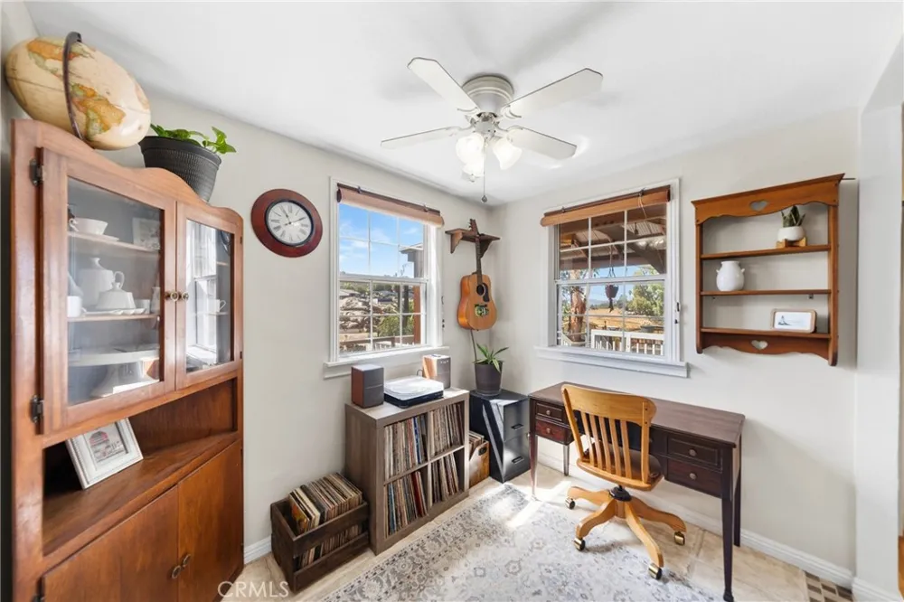 41097 Crest Hemet, CA 92544