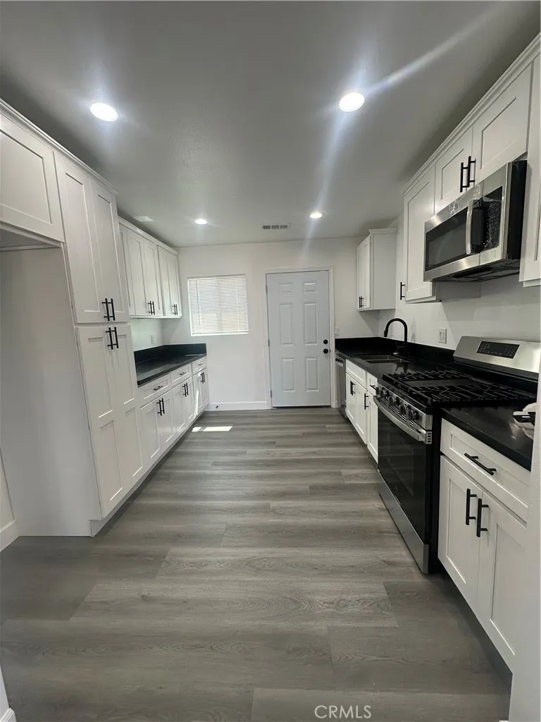 1875 Darby Street San Bernardino, CA 92507