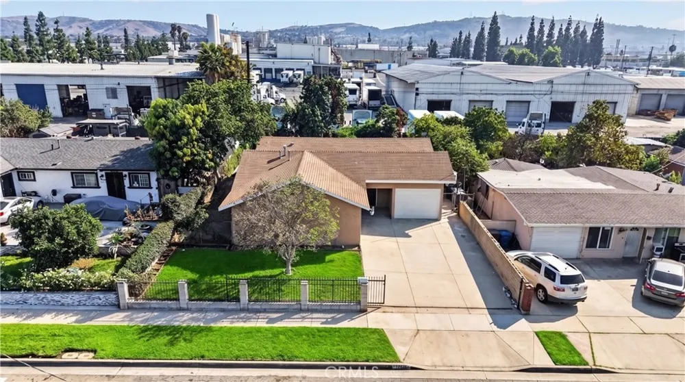 17636 Salais La Puente, CA 91744