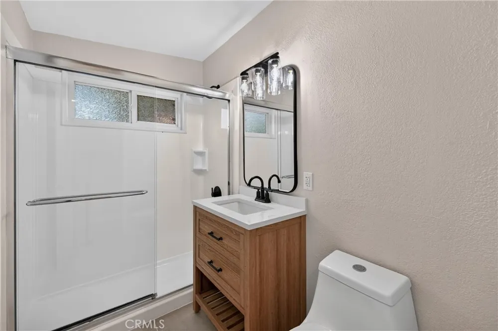 17636 Salais La Puente, CA 91744