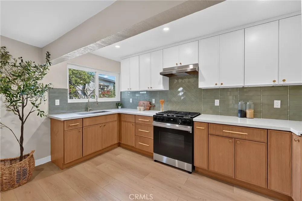 17636 Salais La Puente, CA 91744
