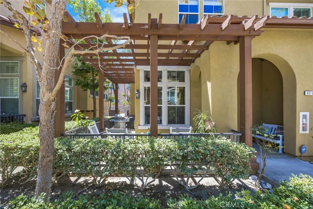 8475 E Kendra Loop Orange, CA 92867