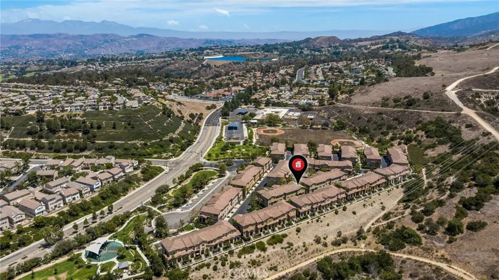 8475 E Kendra Loop Orange, CA 92867