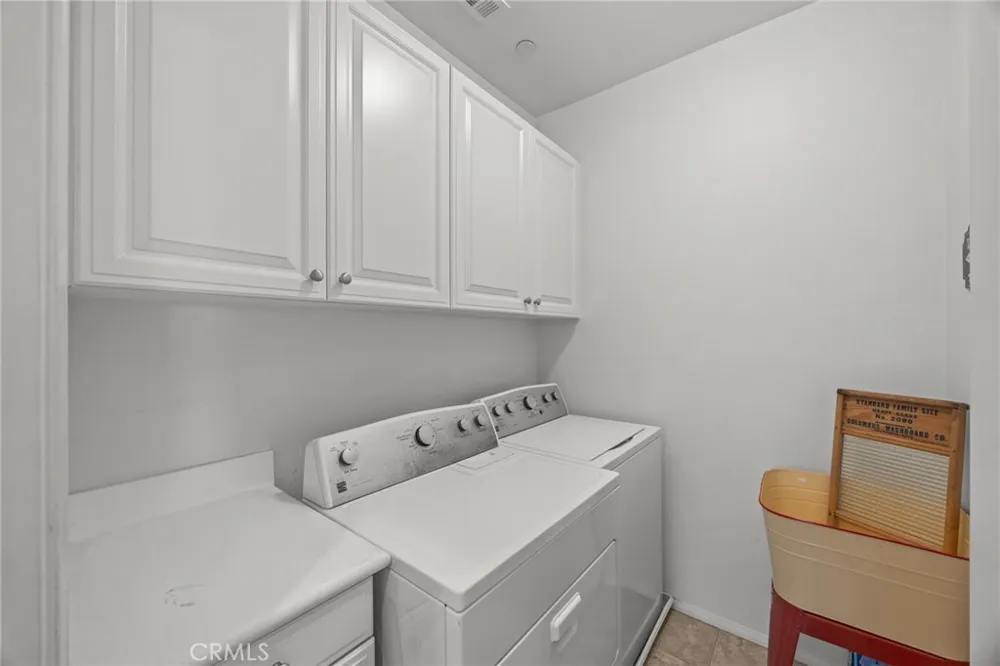 8475 E Kendra Loop Orange, CA 92867