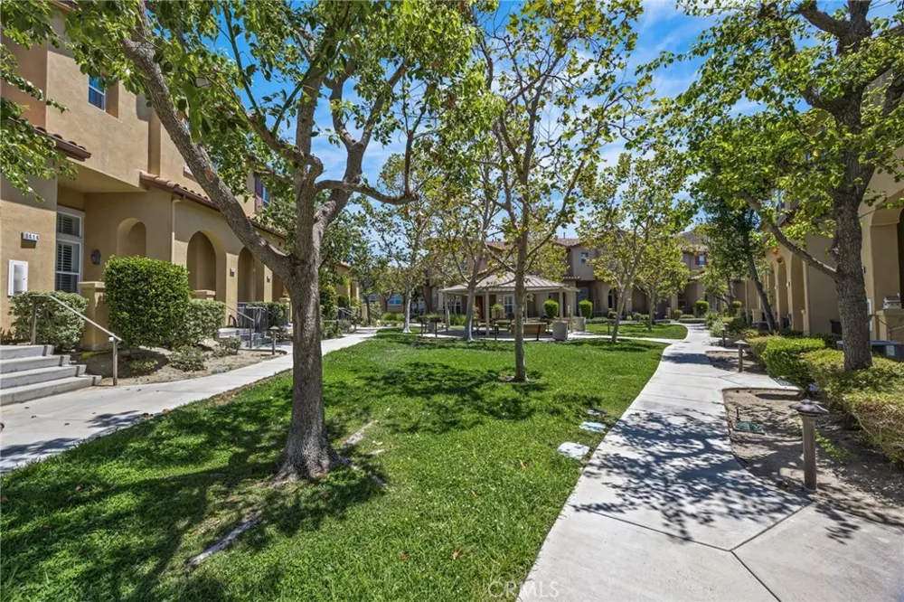 8475 E Kendra Loop Orange, CA 92867