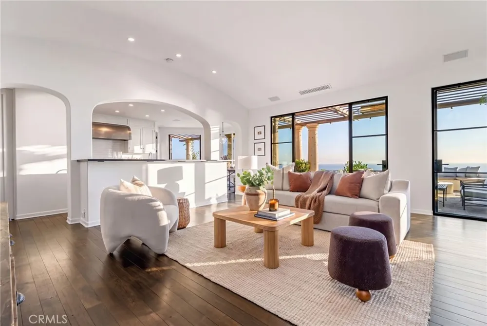 425 Panorama Drive Laguna Beach, CA 92651
