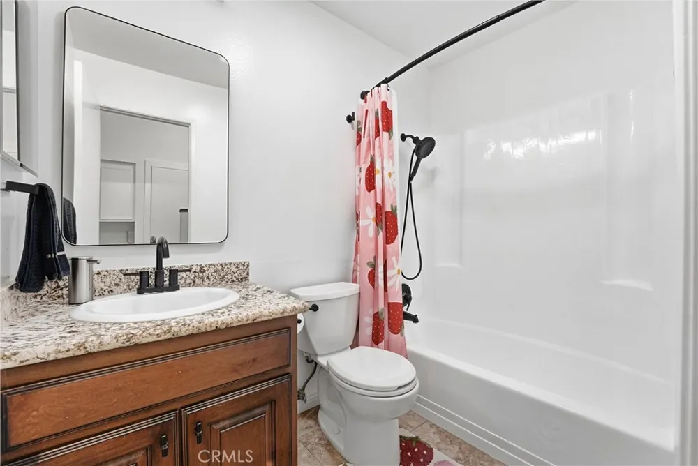 3669 Country Club Drive #C Long Beach, CA 90807