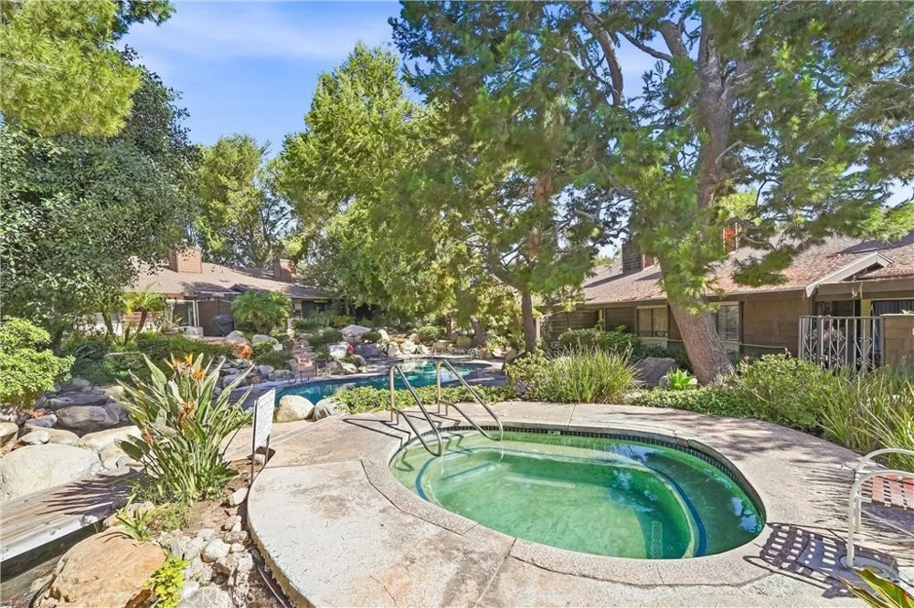 3669 Country Club Drive #C Long Beach, CA 90807