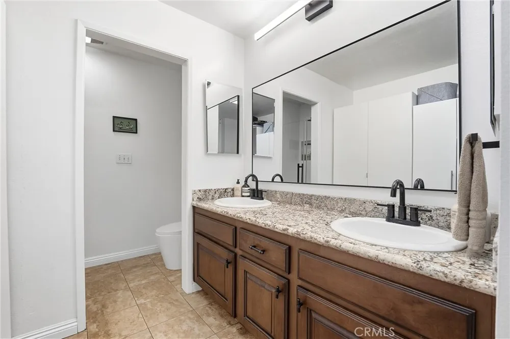 3669 Country Club Drive #C Long Beach, CA 90807