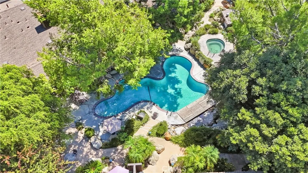 3669 Country Club Drive #C Long Beach, CA 90807