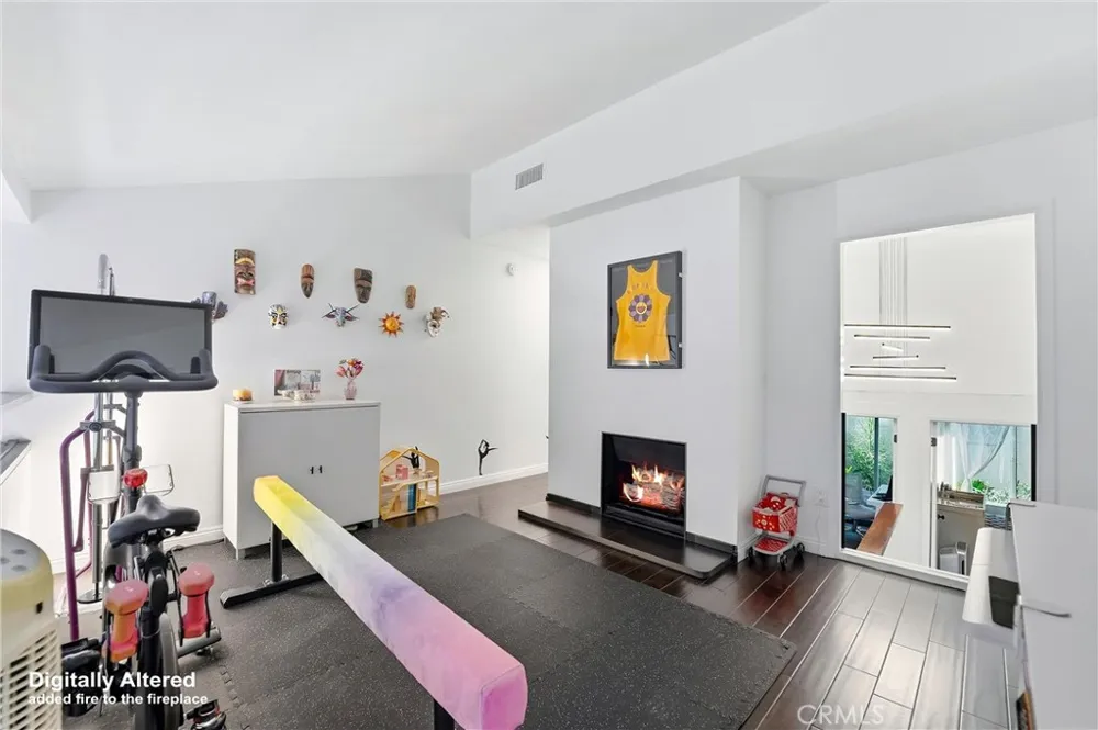 3669 Country Club Drive #C Long Beach, CA 90807