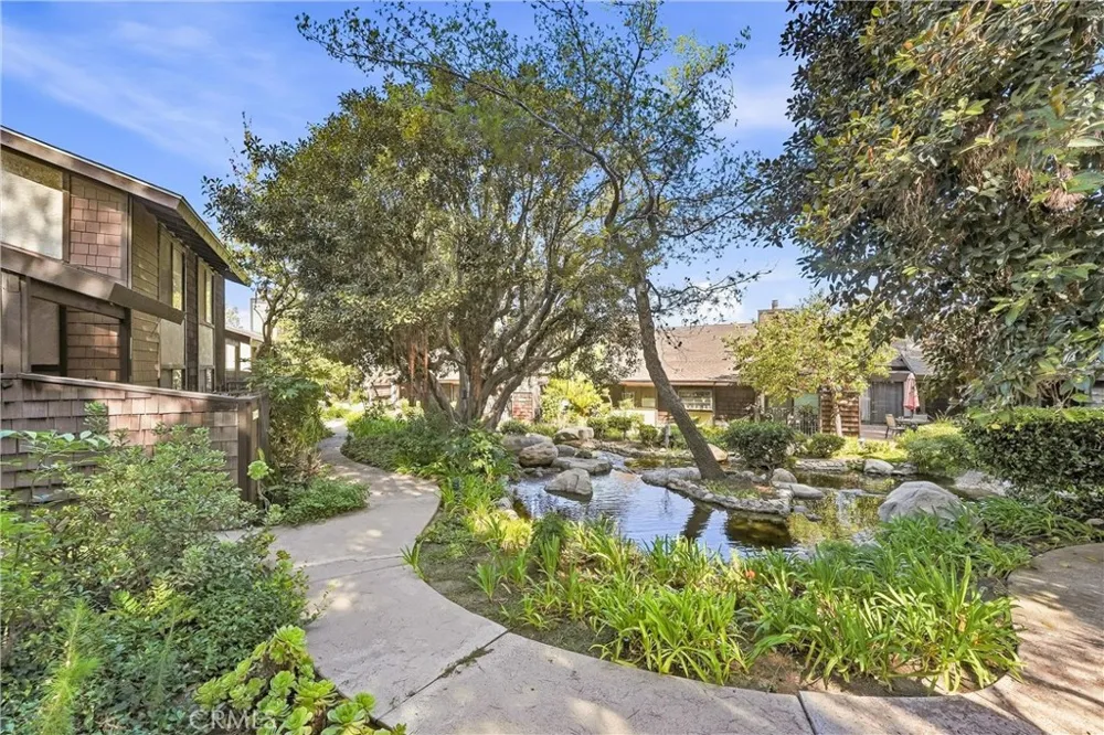 3669 Country Club Drive #C Long Beach, CA 90807