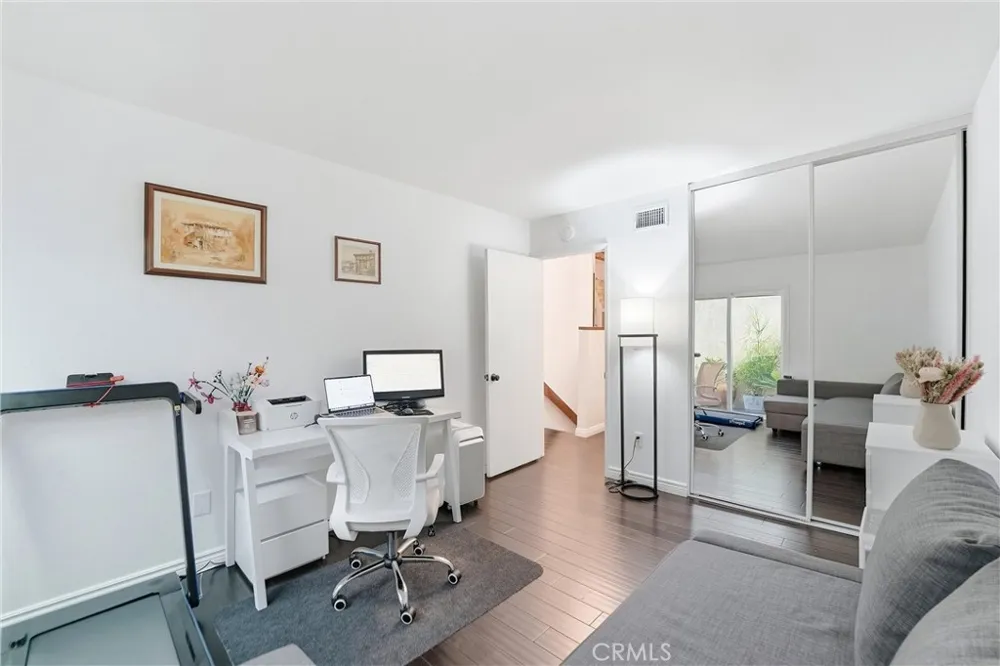 3669 Country Club Drive #C Long Beach, CA 90807