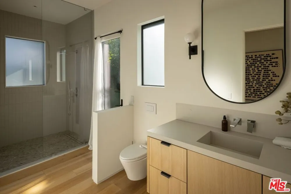 5717 Round Meadow Road Hidden Hills, CA 91302