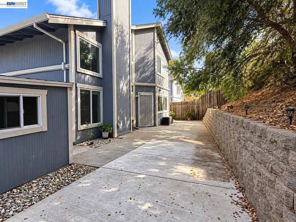 446 Lighthouse Dr Vallejo, CA 94590