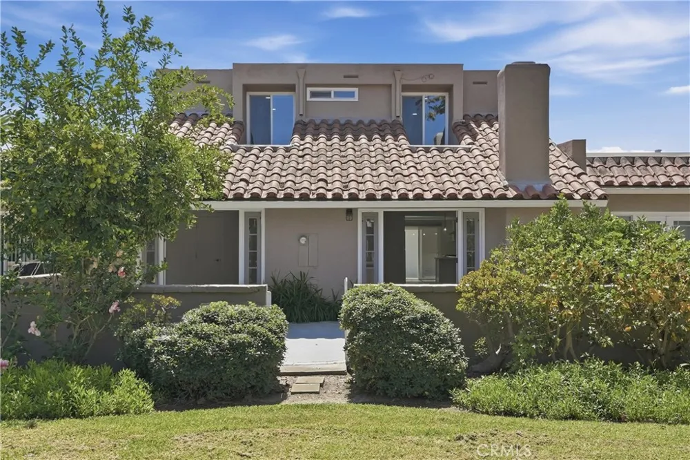 10803 Los Jardines E Fountain Valley, CA 92708