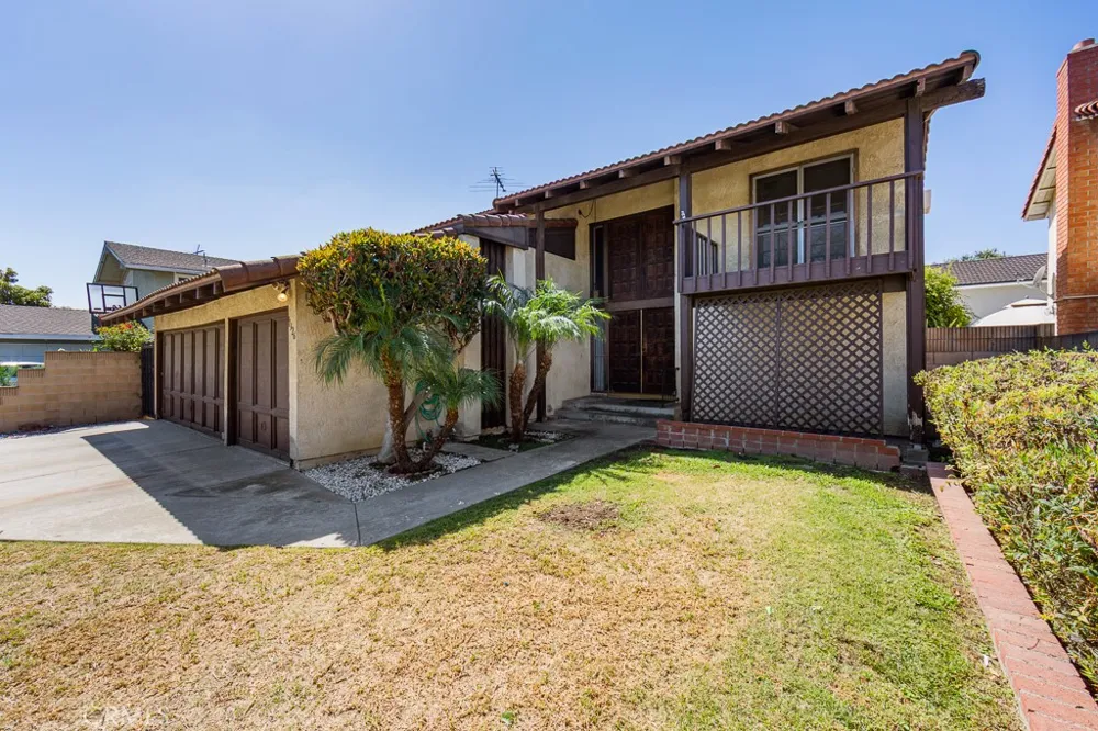 11326 Michelle Cerritos, CA 90703