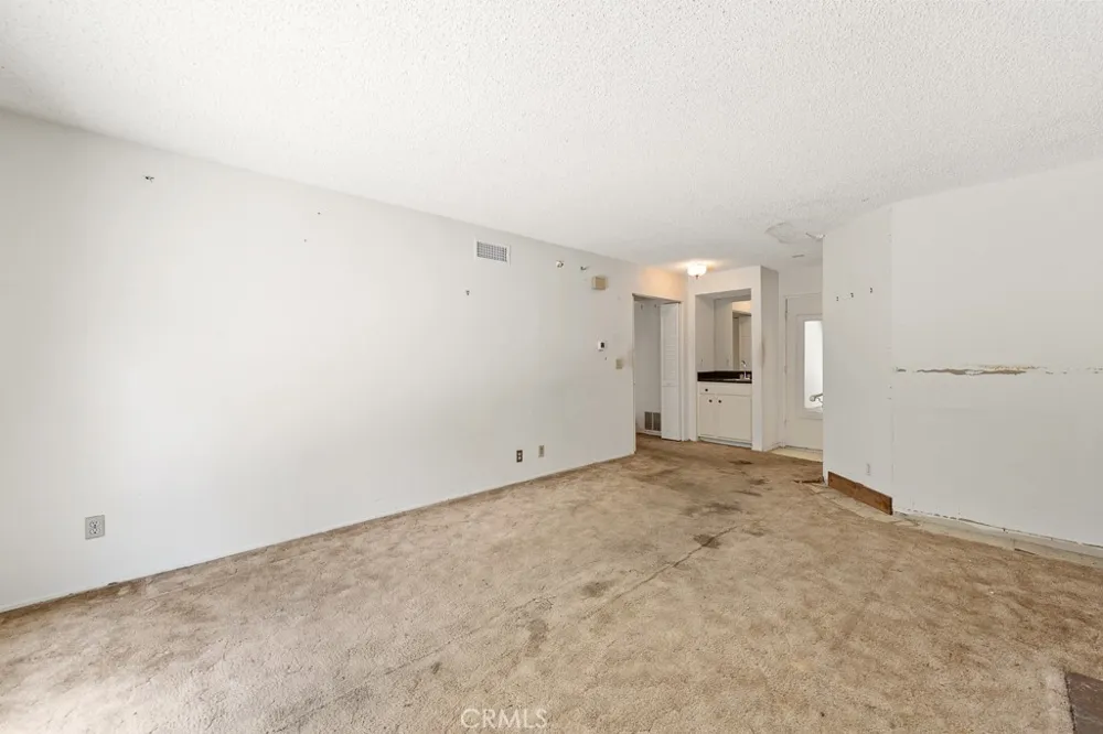 11326 Michelle Cerritos, CA 90703