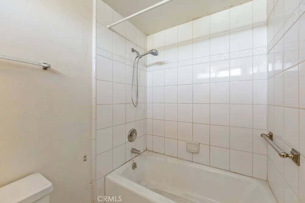 11326 Michelle Cerritos, CA 90703
