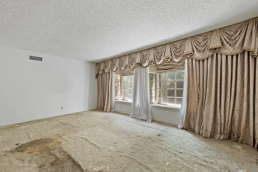 11326 Michelle Cerritos, CA 90703