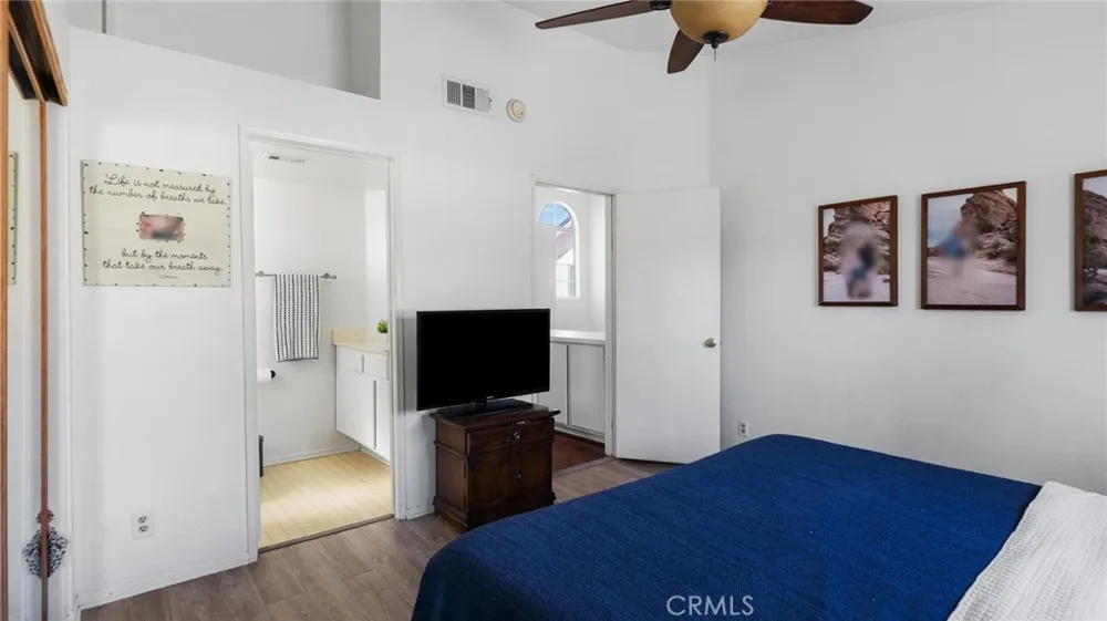 22905 Banyan #228 Saugus, CA 91390