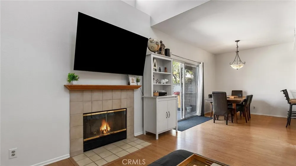 22905 Banyan #228 Saugus, CA 91390