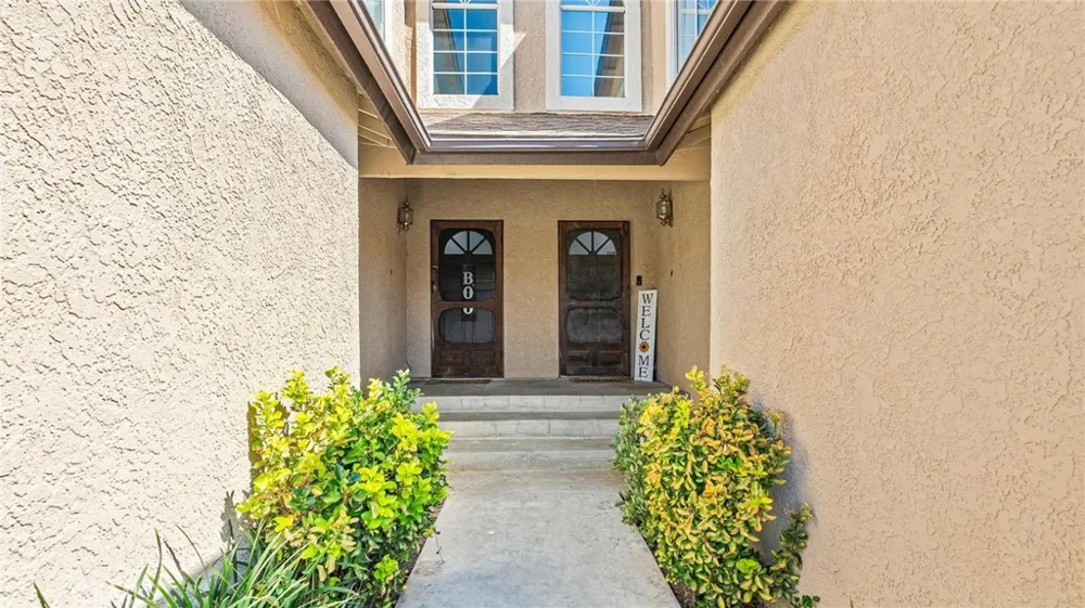 22905 Banyan #228 Saugus, CA 91390