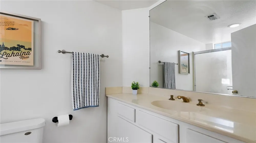 22905 Banyan #228 Saugus, CA 91390
