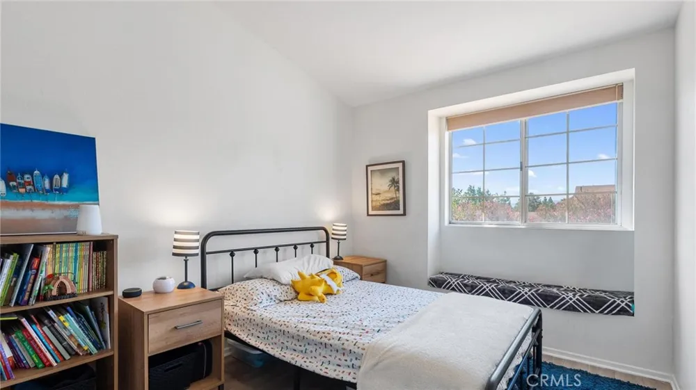22905 Banyan #228 Saugus, CA 91390